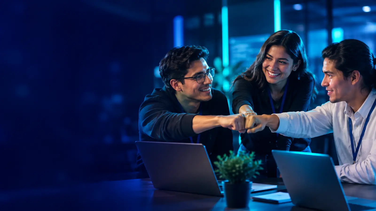 Equipo de Bekit construyendo una solución de software a medida